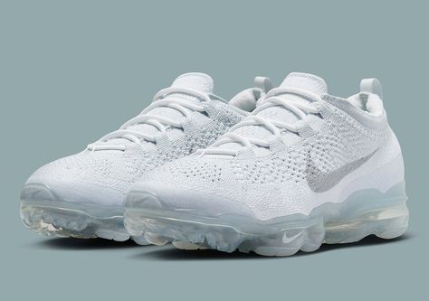 $168 + free shipping (20% OFF) Vapormax Nike, Calorie Workout, Shoes Hack, Vapormax Flyknit, Nike Vapormax, Chanel Perfume, Air Vapormax, Nike Air Vapormax, On Air