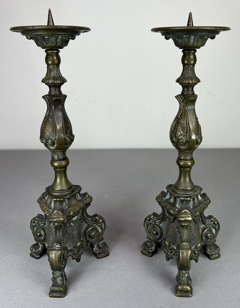 Stunning Pair of candleholder made from brass Brass colour, amazing shape, piece of art Vintage and preloved items show signs of wear and tear commensurate with age. Deeply carved LOT 5147 Measurements Height : 30cm Diameter : 10cm Weight : 1,13kg each Vintage Items Antiques, Vintage Trinkets, Cozy Goth, Antique Candle Sticks, House Aesthetic, Dream Room Inspiration, A Level Art, Antique Stores, Brass Color