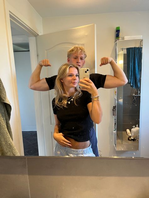 Blonde And Blonde Couple, Redeeming 6, Blonde Couple, Boys Of Tommen, Chloe Walsh, Teenage Love, Cute Relationship Photos, My Kind Of Love, Teen Love