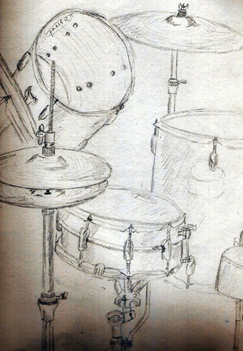 Drum Sketch Drawings, Drumset Drawings, Drum Kit Drawing, Drum Painting Ideas, Drums Sketch, Drum Set Drawing, Instruments Sketch, Drums Drawing, Instrument Drawing