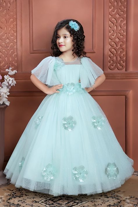 Frocks And Gowns Party Wear, Net Gowns For Kids, Net Frocks For Kids, Dress Designs Drawing, Graduation Dress Short, Classy Cocktail Dress, Long Frocks For Kids, Red Dress Formal, Glittering Dress