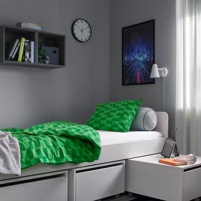 duvet - Search - IKEA Ikea Teenage Boys Bedroom Ideas, Musical Bedroom, Pre Teen Boys Room, Ikea Boys Bedroom, Patterned Duvet, Teen Boy Room, Painted Drawers, Teen Boy Bedroom, Design Line