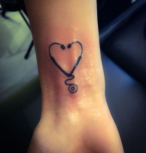 I love this! Stethoscope Tattoo, Nurse Tattoo, Medical Tattoo, 4 Tattoo, Back Of Shoulder Tattoo, Matching Tattoos, Skin Art, Piercing Tattoo, Creative Tattoos