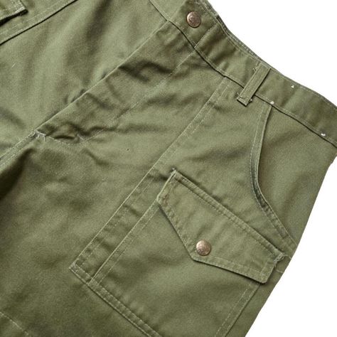 Boy Scouts Vintage OG Olive Green Snap Cargo Pocket Hiking Shorts Mens Size 38
Condition:
Pre-owned

“Excellent condition, no holes or stains. See photos.”
Waist is 38''

Inseam is 4''

Length is 15.5''