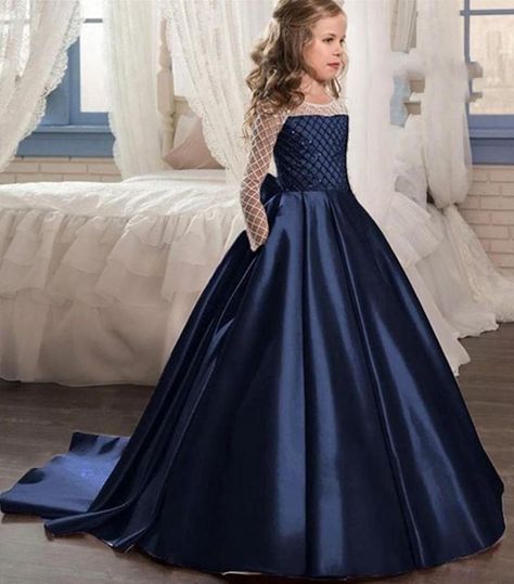 Lehnga Dress For Kids, Wedding Long Dress, Kids Maxi, Girls Bridesmaid Dresses, Long Frock Designs, Maxi Design, Latest Dress Design, Girls Maxi Dresses