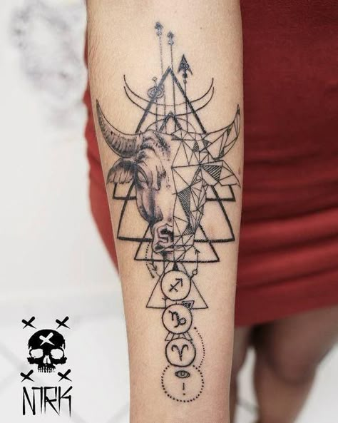 50+ Taurus Tattoo Designs And Ideas For Women (With Meanings) Tattoo Taurus, Taurus Symbol Tattoo, Tattoo Main, Taurus Bull Tattoos, Tatoo Dog, Sagittarius Tattoo Designs, Taurus Constellation Tattoo, Taurus Tattoo, Sagittarius Tattoo