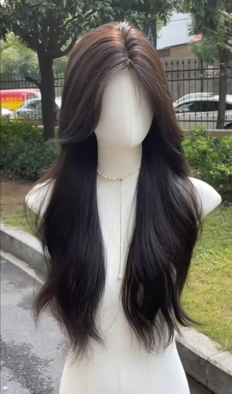 Korean Hairstyle Ideas, Pretty Hair Cuts, Haircuts For Long Hair With Layers, Korean Hair Color, Hair Style Korea, Hair Inspiration Long, Hairstyles For Layered Hair, Trendy Hairstyle, Hair Tutorials Easy