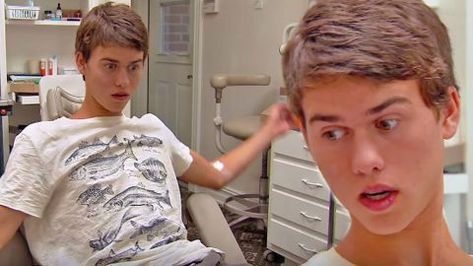 John Luke Robertson’s Hilarious Trip To The Dentist Will Make You Laugh Until You Cry | Country Music Videos John Luke Robertson, John Luke, Vampire Diaries Memes, Dental Work, Country Music Videos, Wrong Number, The Dentist, Duck Dynasty, George Strait