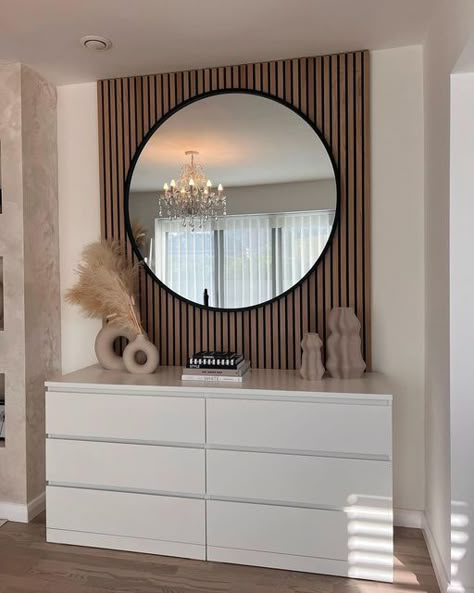 Hair Salon Wall Panelling, Black Living Room Panelling, Wall Panelling With Mirror, Mirror On Panelled Wall, Panelling With Mirror, Black Panelling Living Room, Landing Mirror Ideas, Circle Mirrors On Wall Living Room, Round Mirror Ideas