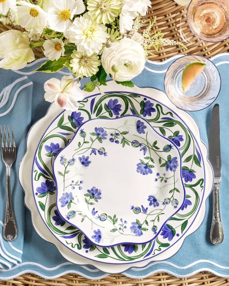 Designed in collaboration with style icon Aerin Lauder, this glazed stoneware collection features hand-painted blooms, flowering vines and scalloped silhouettes that layer beautifully. Microwavable and dishwasher safe, the pieces are durable enough for everyday use yet look equally at ease in special occasion settings. Colorful Tablescapes, Blue Table Settings, Aerin Lauder, Garden Bouquet, Table Setting Inspiration, Summer Entertaining, Bar Glassware, Glassware Collection, Flower Plates