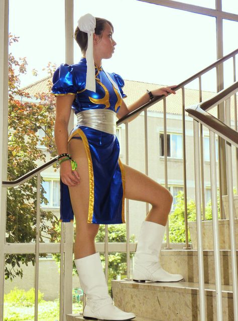 Chun-Li Cosplay Abunaicon by Ichigo-Kuro on DeviantArt Street Fighter Costumes, Chun Li Costume, Chun Li Cosplay, Street Fighter Cosplay, Chun Li Street Fighter, Female Fighter, Chun Li, Halloween Inspo, Simple Image