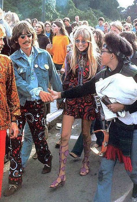 1969 Woodstock Fashion, George Harrison And Pattie Boyd, Moda 60s, 60s Festival, George Harrison Pattie Boyd, Beatles Fashion, 60s Icons, Beatles Girl, Beatles Poster