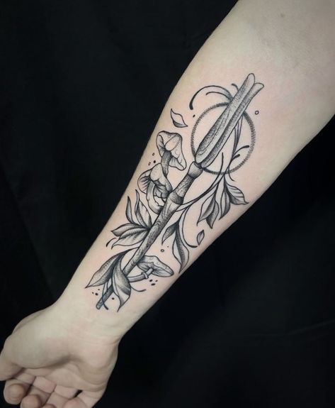 Harry Potter Wand Tattoo Harry Potter Tattoo Luna Lovegood Wand HP Tats Crystal Wand Tattoo, Harry Potter Wands Tattoos, Luna Wand Tattoo, Luna Love Good Tattoo, Luna Lovegood Wand Tattoo, Harry Potter Wand Tattoos, Wand Tattoo Ideas, Luna Lovegood Tattoo Ideas, Wand Tattoo Harry Potter