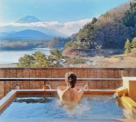 (1) Facebook Onsen Bath, Onsen Japan, Japanese Onsen, Japanese Hot Springs, Japanese Home Design, Instagram Locations, Japanese Landscape, Mt Fuji, Visit Japan