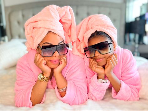 Mother daughter bathrobe photoshoot African American pink aesthetic spa like sunglasses bedroom vibes Mom And Daughter Trip, Mother Daughter Travel Aesthetic, Mom And Daughter Travel Aesthetic, Mother Daughter Spa, Mother Daughter Vacation, Mommy Daughter Dates, 40 & Fabulous, Teenage Daughters, Mommy Daughter