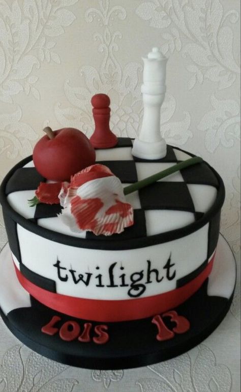 Edward Cullen Cake, Twilight Cake Ideas, Twilight Birthday Party Ideas, Twilight Birthday, Twilight Cake, Twilight Party, 14th Birthday Cakes, Vampire Twilight, Movie Cakes