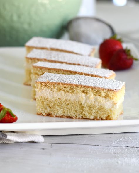 Cooking with Manuela: How to make Torta paradiso - Italian Paradise Cake with Milk Cream Italian Bake, Paradise Cake, Italian Cake, Baking Goods, Bake Goods, Milk Cream, Food Dessert, Cake Flavors, Chocolate Treats