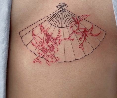 Men Red Tattoo, Red Tattoo Ideas Female, Small Red Tattoo Ideas, Tattoo Ideas Female Red, Tattoo Ideas Black Women, Small Red Tattoo, Tattoo Ideas Female Shoulder, Tattoo Ideas Red, Small Spiritual Tattoos