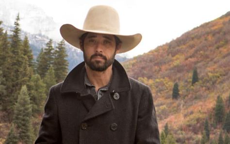 Ryan Bingham's Concert On The 6666 Ranch - COWGIRL Magazine Ryan Bingham, Yellowstone Outfits, Taylor Sheridan, Yellowstone Series, Kelly Reilly, Cole Hauser, Cowgirl Magazine, Actor James, Pierce Brosnan