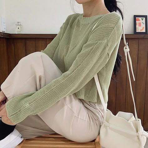 Brown Aesthetic Outfit, Green Sweater Outfit, Long Sleeve Top Outfit, Chesapeake Shores, Cottagecore Outfit, Green Vibes, Best Winter Outfits, Dress Book, Personal Color