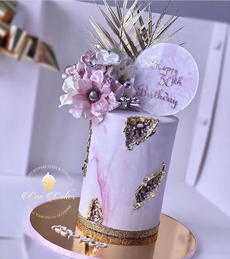 Purple Tall Cake, Phoenix Party, Gothic Cake, 22nd Birthday Cakes, Purple Cakes Birthday, Royal Cakes, 80 Birthday Cake, Boho Cake, Cake Pop Decorating