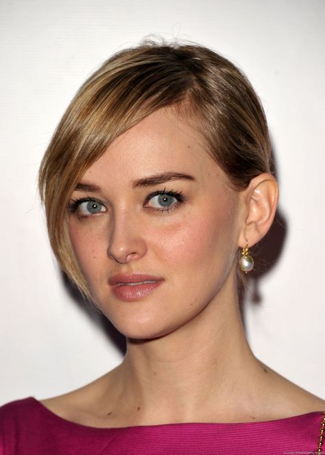 Jess Weixler Invisible Jewelry, Jess Weixler, Open Quotes, Celeb Style, The Tree Of Life, American Beauty, Life Photo, Celebrity Hairstyles, The Tree