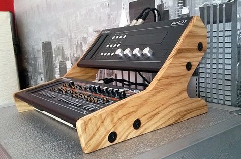 Synth Rack, Dj Desk, Desk Rack, Record Studio, Musical Keyboard, Music Room Design, Home Studio Ideas, Music Keyboard, Home Studio Setup