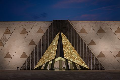 Grand Egyptian Museum :: Behance Egypt Poster Design, Grand Egyptian Museum, Limestone Cladding, Egypt Poster, Giza Pyramids, Ancient Egyptian Artifacts, Temple Gardens, Egyptian Museum, Slanted Ceiling