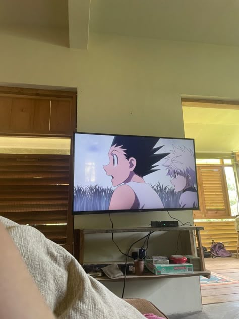 Anime Tv Aesthetic, Anime Watching Tv Aesthetic, Watching Anime Aesthetic, Couple Watching Movie, Relax Wallpaper, Tv Interior, Hopeful Romantic, Summer Checklist, Watching Anime