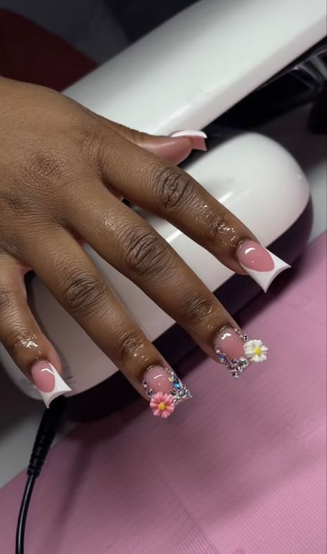 Nails Acrylic Short Charms, Summer Nail Ideas Black Women, Extra Birthday Nails Short, Spring Junk Nails, Short Duckie Nails, Birthday Nail Set Ideas Short, Dramatic Nails Acrylic, Nails Acrylic Black Women, Braided Cornrow Hairstyles Natural Hair