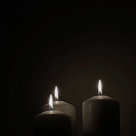 Black Candles Aesthetic, Black Candle Aesthetic, Good Night Angels, Photo Good Night, Good Night Angel, Candles Aesthetic, Jelly Wallpaper, Draco Malfoy Aesthetic, Black Candle