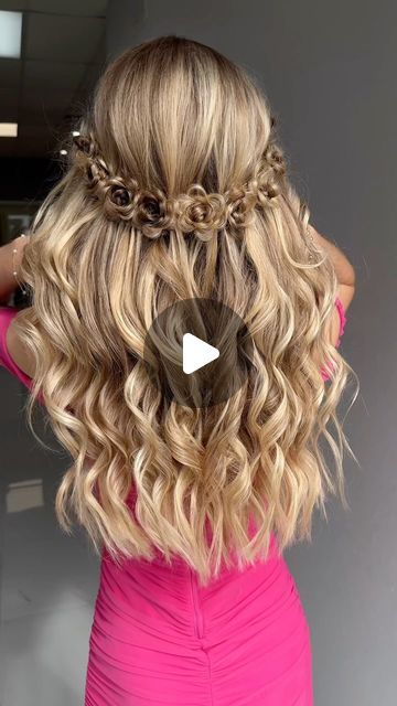 Shakhzoda Tapilova “Shayla “🇺🇸🇺🇿 on Instagram: "With this  Valentine’s Day 🩷hair inspo  I wanna introduce to u guys the new @ghd_northamerica ‘s professional HD motion-responsive styler . 3X FASTER STYLING . Just 1 slide was enough to create that HIGH-DEFINITION curls with lots of shine and 0 frizz .  Provides the optimum styling temperature of 365F that makes the styles last for 24hrs.  I love that It has a sleep mode . Switches off if not used in 10 minutes .  It has Universal voltage , protective plate guard and professional length 9ft cord . Amazing 🙌🏼 #ghdpartner #ghdchronos #ghdambassador . Hair | Make up @samirasjewelry Model @stephgreul . . . . . #valentinesdayhair #valentinesinspo #hairtutorial #hairvideos #halfuphairstyle #wakeupandmakeup #hairgoals #hairtrends #bridalhair Prom Half Up Hair, Half Up Half Down Wedding Hair Tutorial Videos, Half Up Half Down Wedding Hair Video, Wedding Hairstyle Tutorial Videos, Wedding Hair Videos Updo, Voluminous Updo Tutorial, Hair Ideas For Medium, Half Up Hair Do, Prom Hair Ideas