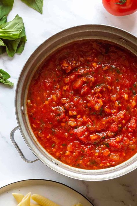 Spicy Pasta Sauce, Vegetarian Pasta Sauce, Pasta Arrabiata, Arrabiata Sauce, Arrabbiata Sauce, Roasted Red Pepper Pasta, Spicy Pasta, Pizza Roll, Red Sauce Pasta