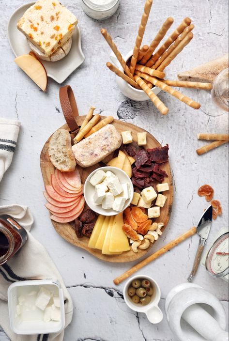 Food Styling Photography, Food Boards, Cheese Food, Styling Photography, Wine Cheese, Food Photography Styling, Cheese Platters, Cheese Recipes, Product Photography