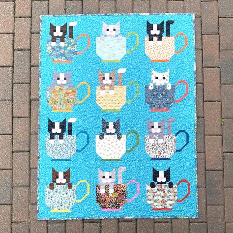 Kittens in Cups - Sew Fresh Quilts Cat Quilt Patterns, Quilt Sewing Patterns, Beginner Quilt Patterns, Animal Quilts, Cat Quilt, Contemporary Quilts, How To Finish A Quilt, Diy Quilt, Quilting For Beginners