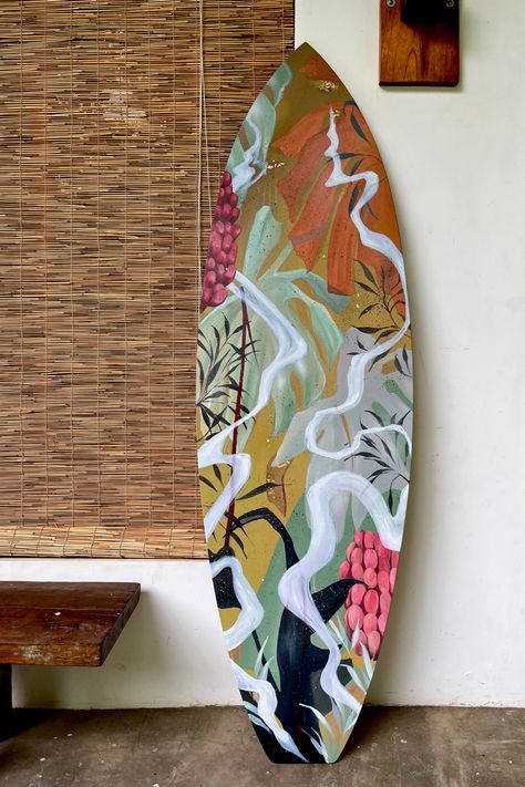 Painted Surfboard Fins, Painting On Surfboard, Surfboard Painting Ideas, Plywood Surfboard, Painted Surfboard Ideas, Surfboard Paint, Painted Surfboard, Surfboards Artwork, Surfboard Painting