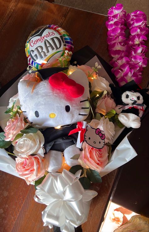 Sanrio Graduation Bouquet, Hello Kitty Graduation Gift, Hello Kitty Graduation Bouquet, Hello Kitty Lei, Sanrio Bouquet, Hello Kitty Graduation, Hello Kitty Wedding, Graduation Leis Diy, Graduation Cap Decoration Diy