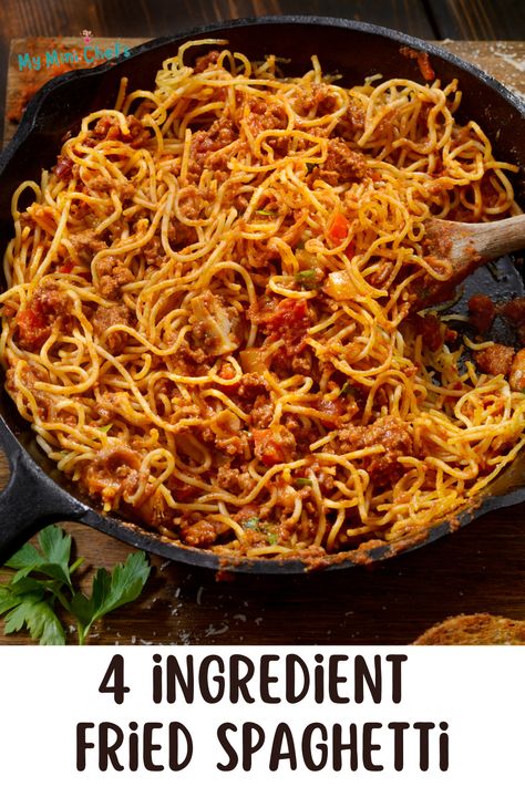 This easy fried spaghetti recipe uses just four simple and tasty ingredients that come together to make a delicious and hearty dinner in less than 30 minutes. Pan Fried Spaghetti, Fried Spaghetti Noodles, Leftover Spaghetti Recipes, Fried Pasta Recipes, Fried Spaghetti Recipe, School Spaghetti Recipe, Simple Spaghetti Recipe, Leftover Spaghetti Ideas, Easy Spaghetti Recipes