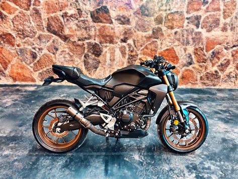 Honda Cb300r Custom, Cb300r Custom, Honda Cb300r, Cb 300, Motos Vintage, Dream Bike, Moto Vintage, Ducati Scrambler, Motor Bike