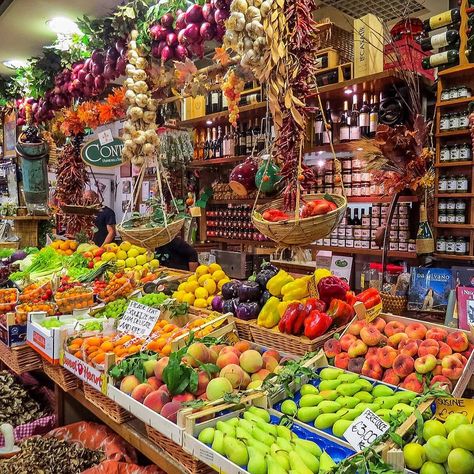 Foodim on Instagram: “Our Foodim Post of the Week is...'Food Markets Conte Mercato di San Lorenzo, Firenze' by czardas! . Czardas said: "Love this market when we…” San Lorenzo Market, Roman Style, San Lorenzo, Food Market, Weekend Trips, Love This, Germany, Fruit, Marketing