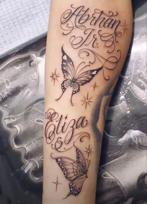 Sibling Name Tattoos Ideas, Siblings Names Tattoo, Multiple Name Tattoos For Women, Multiple Name Tattoos, Apprenticeship Portfolio, Tattoo For 3, Siblings Names, Name Tattoos For Women, Names Tattoo