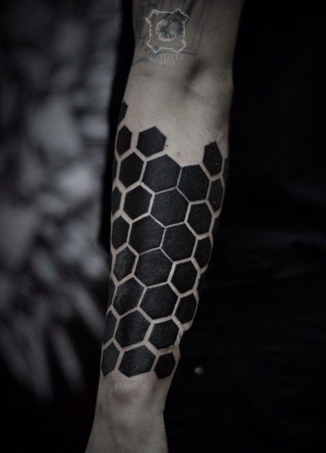 Geometric Tattoo Stencil, Hexagon Tattoo, Honeycomb Tattoo, Cyberpunk Tattoo, Black Tattoo Cover Up, Geometric Sleeve Tattoo, Forearm Band Tattoos, Band Tattoo Designs, Blackout Tattoo