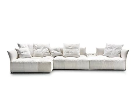 Modular upholstered sofa PIXEL by Saba Italia | design Sergio Bicego Pixel Sofa, Saba Italia, Fabric Sofa Design, Unique Sofas, Italia Design, Sit Back And Relax, Sit Back, Upholstered Sofa, Modular Sofa