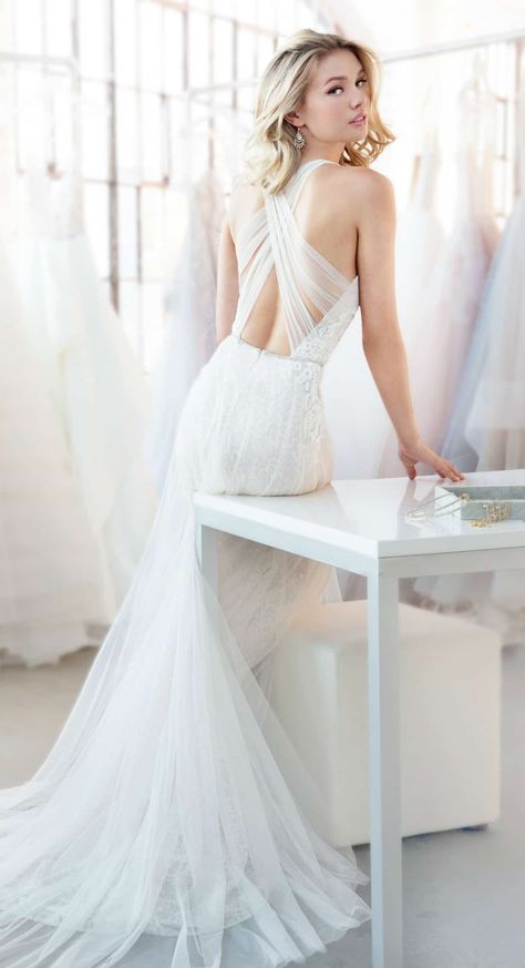 Blush by Hayley Paige wedding dresses Spring 2018 - Dawson bridal gown #brides #bridetobe #weddinginspiration #weddingideas #weddingdresses #weddingdress #topweddingideas #gorgeous Hayley Paige Wedding Dresses, Wedding Dresses Spring, Hayley Paige Bridal, Hayley Paige Wedding, Blush By Hayley Paige, Hayley Paige Wedding Dress, Wedding Dress Black, Wedding Robes, Wedding Dresses Blush