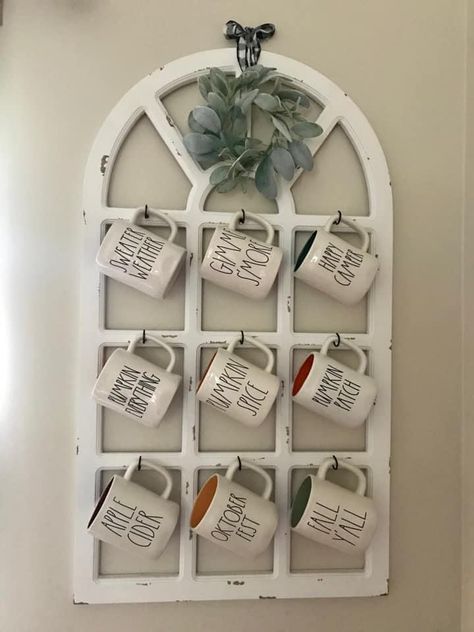 Old Window Coffee Cup Holder, Diy Coffee Mug Display, Coffee Cup Storage Ideas, Coffee Diy Decor, Diy Coffee Mug Holder, Mug Storage Ideas, Coffee Cup Storage, Old Window Projects, Coffee Mug Display