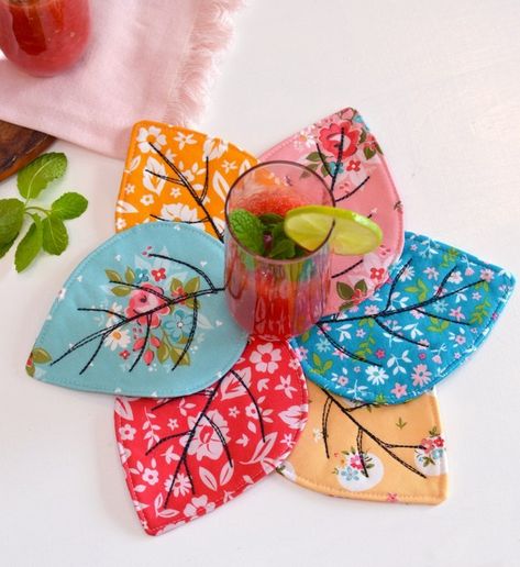 Quilted Leaf Coaster Tutorial by Sedef Imer | Diary of a Quilter - a quilt blog Leaf Coaster, Leaf Coasters, Coaster Tutorial, Diary Of A Quilter, Quilted Coasters, Leaf Outline, Whip Stitch, Pinking Shears, Fabric Coasters