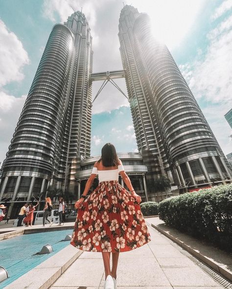 Kuala Lumpur Travel, Petronas Twin Towers, Malaysia Travel, Singapore Malaysia, Twin Towers, Epic Journey, Abayas Fashion, Kuala Lumpur, Girly Photography