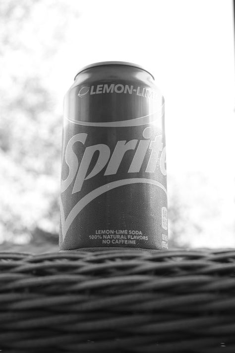 #photo #photography #sprite #blackandwhite #blackandwhitephotography Sprite Photography, Lemon Lime Soda, Mountain Dew, Lemon Lime, Macro Photography, Photo Photography, Natural Flavors, Black And White Photography, Beverage Can