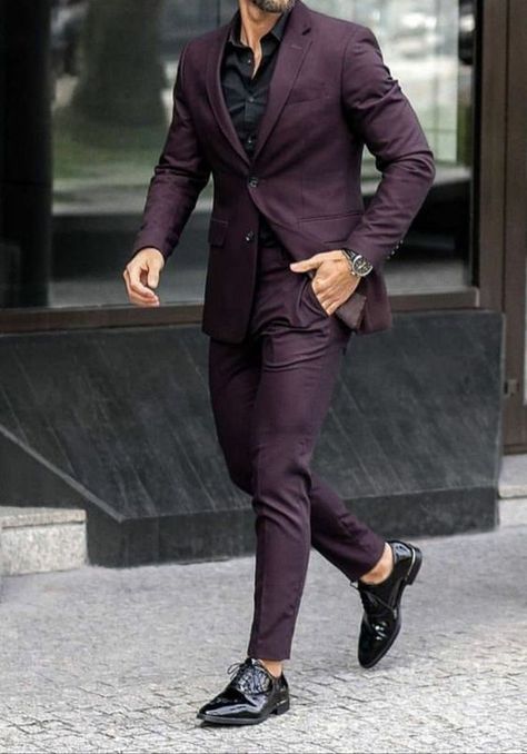 SUPER RECOMMEND A++ Dark Plum Suit, Plum Suits For Men, Coat Pant For Men Suits Wedding, 3 Piece Suit Men Wedding, Grad Suits, Coat Pant For Men, Prom Fits, Men Prom, Guys Grooming