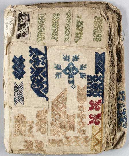 sample book Antique Samplers, Embroidery Sampler, Stitch Book, Cross Stitch Samplers, Creation Couture, Fabric Book, Antique Textiles, Art Textile, Embroidery Inspiration